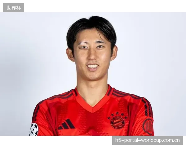 板仓滉与伊藤洋辉的德甲组合将是富安健洋状态不稳下的首选，两人需承担起防线核心重任。